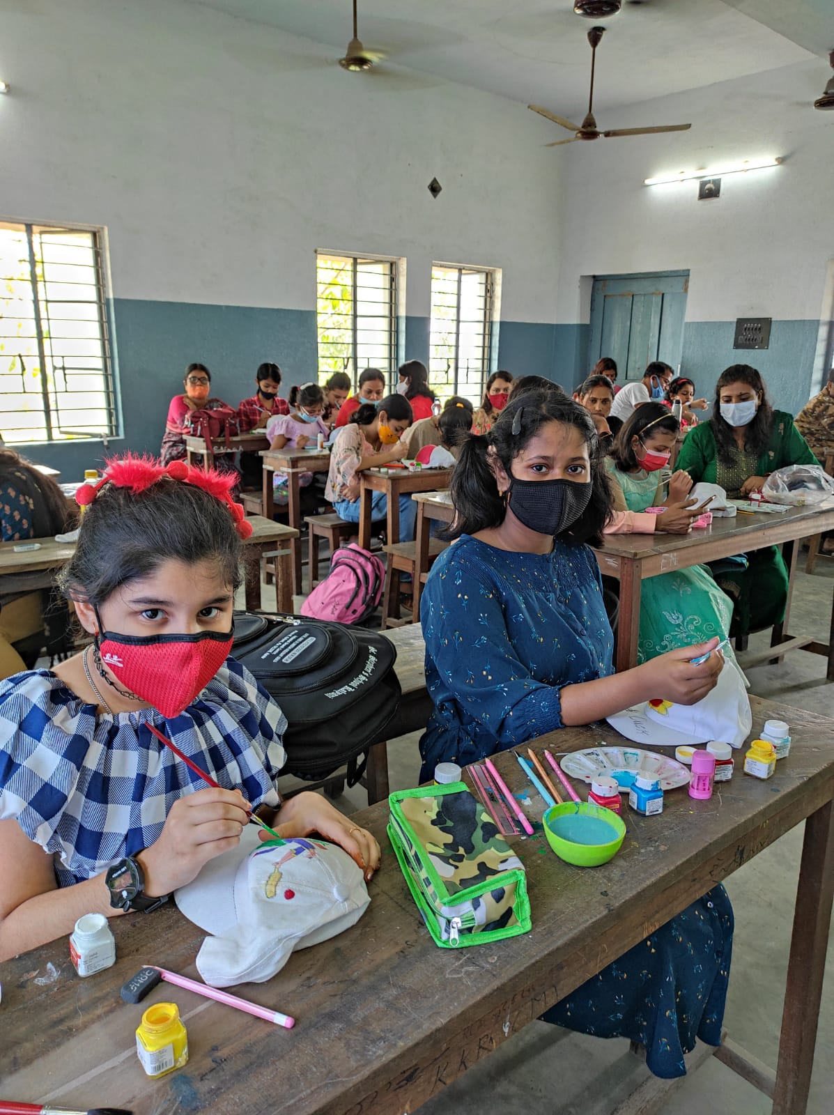 We are extremely delighted to see all our children back to school with thier grand parents and parents ....for a fun-filled activity week...(2021-22)